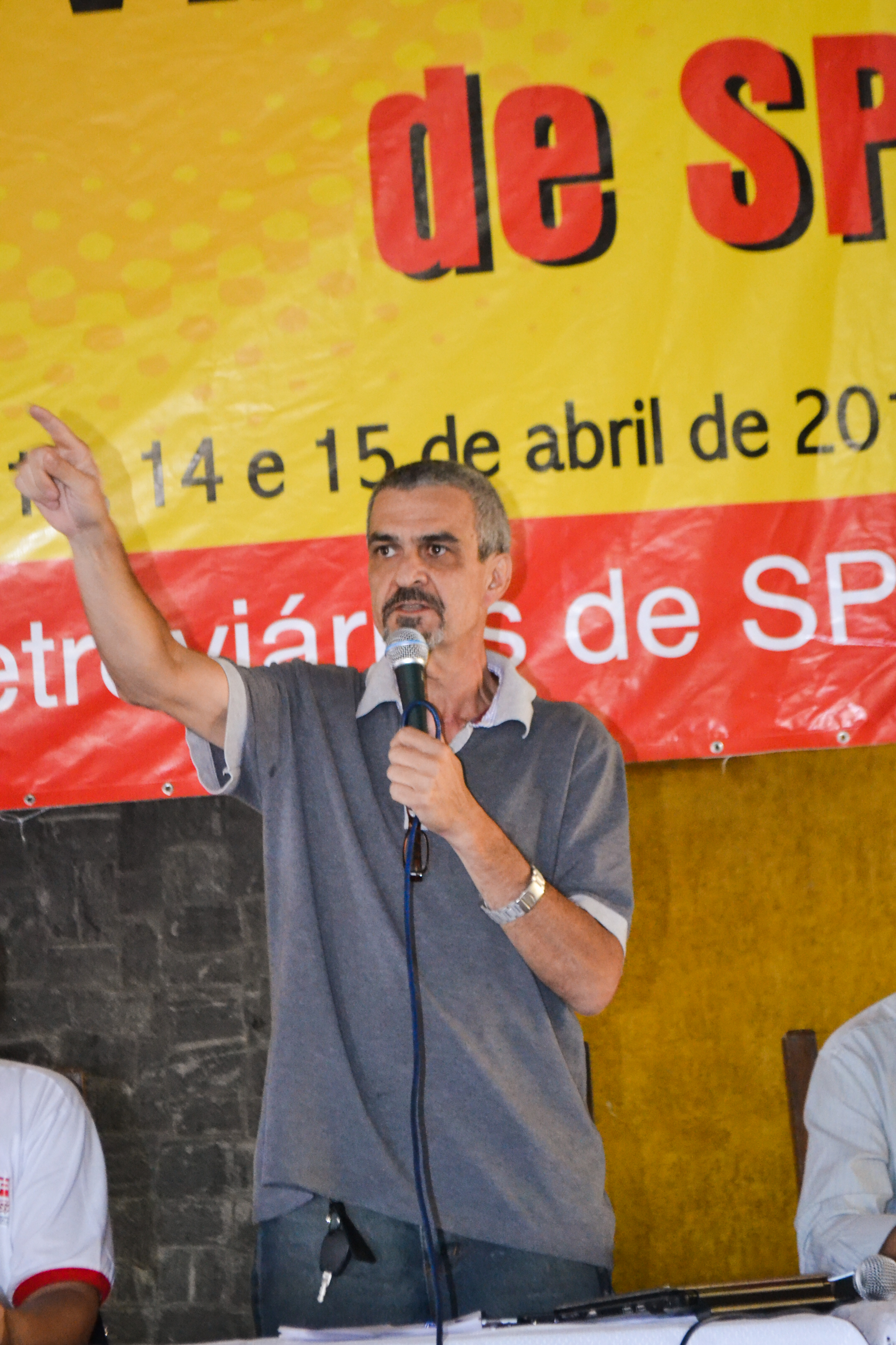 Companheiro Dirceu Travesso, Presente!